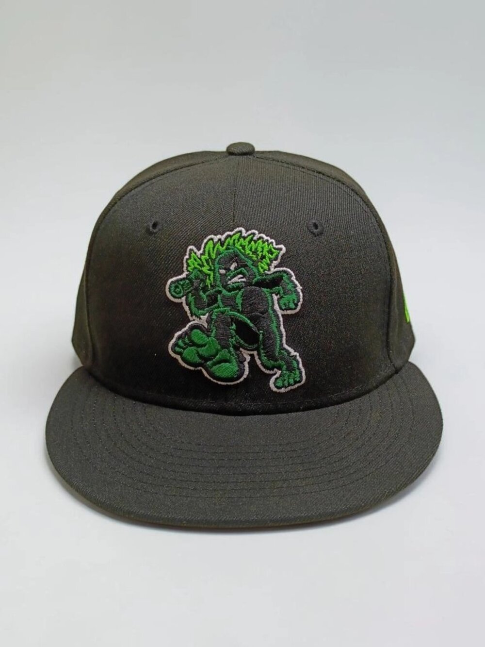 Eugene Emeralds Bigfoot Sluggo 59FIFTY New Era 7 1/2 Y2K Baseball Casual Rare